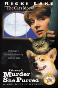 Murder She Purred: A Mrs. Murphy Mystery (1998)